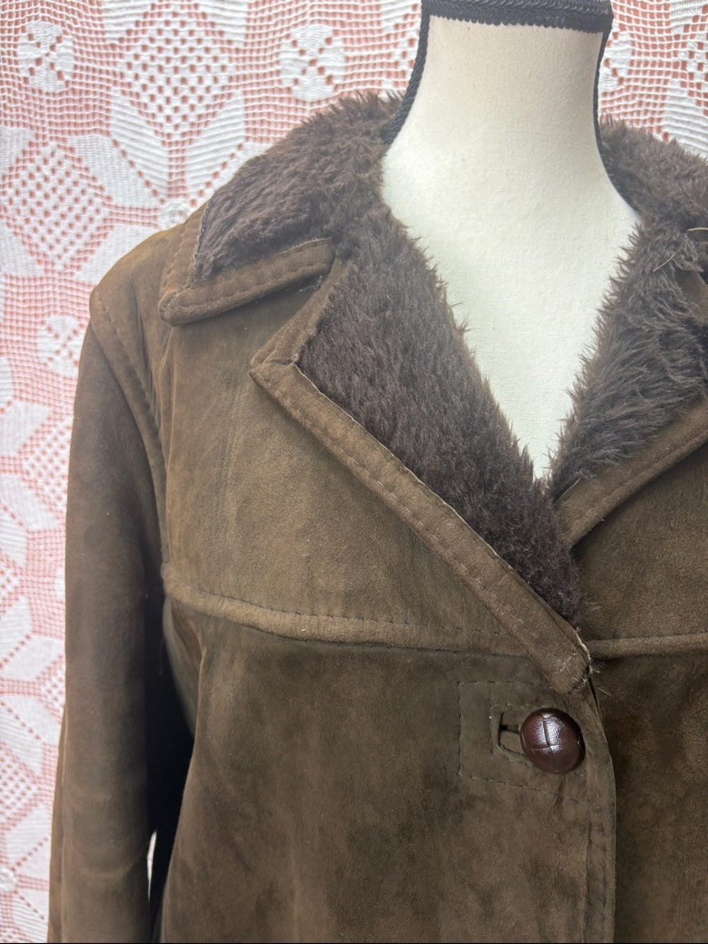Vintage Suede Shearling Coat – Made in England - Picture 9 of 12